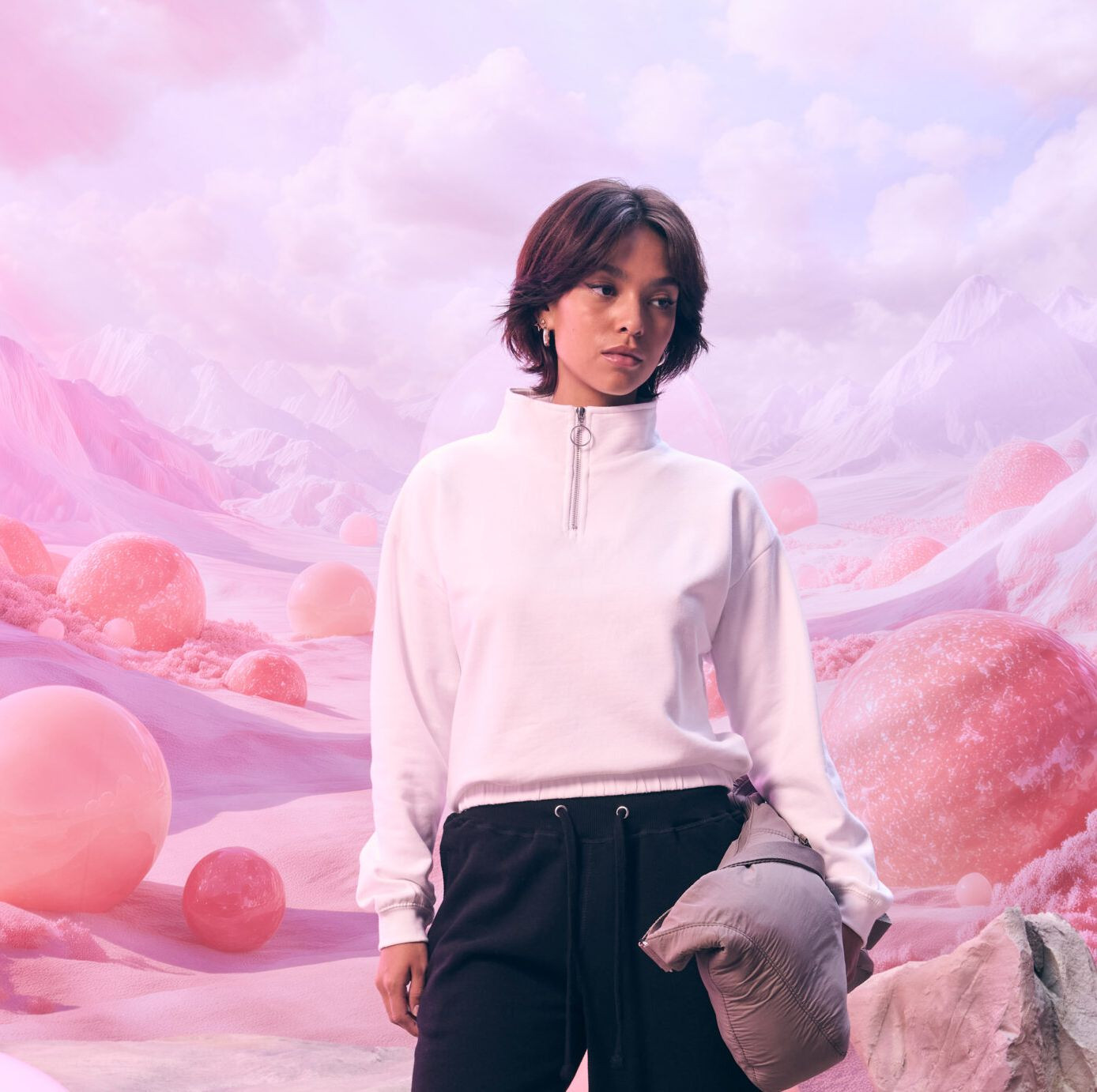 WOMEN'S CROPPED 1/4 ZIP SWEAT